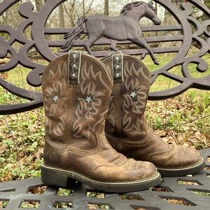 Ariat fat baby 7.5 boots great used condition